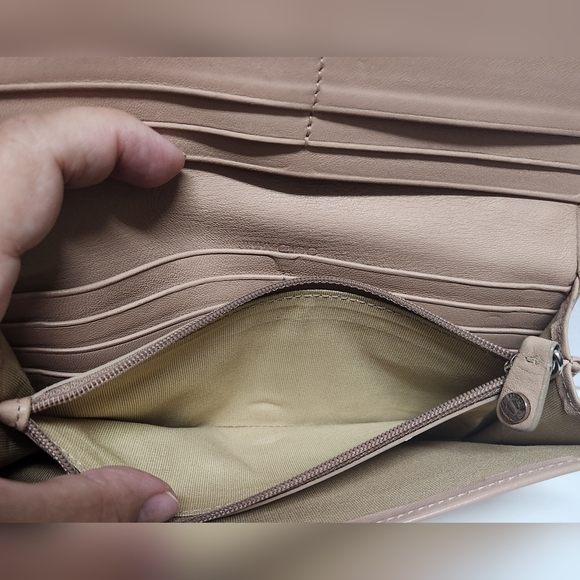 JIMMY CHOO Star Stud Leather Wallet ****SALE SALE SALE**** - Picture 8 of 15